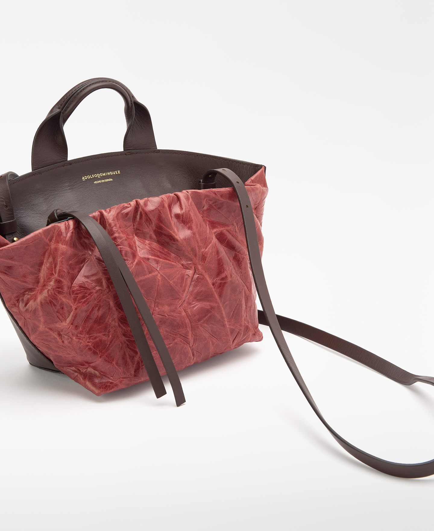 Doce crackled leather mini citybag image number 2