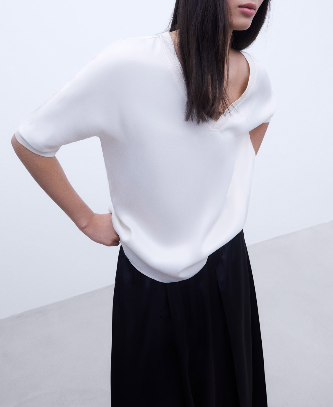 Viscose fluid blouse image number 0