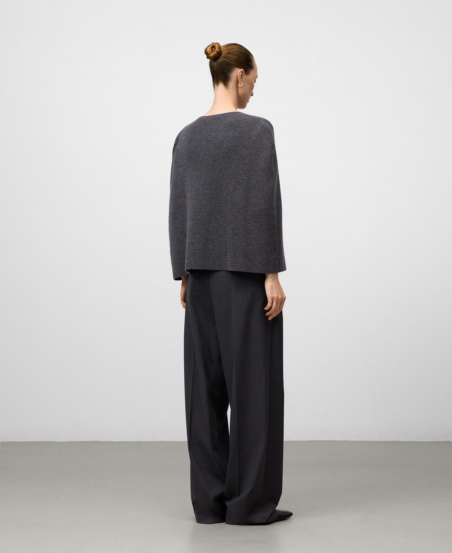 Merino wool wrap cape woman image number 2