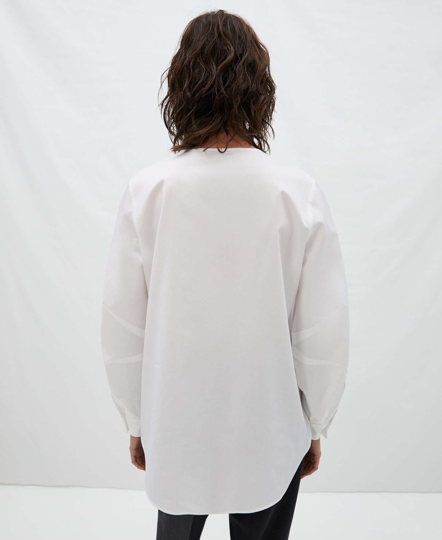 Camisa oversize manga abullonada image number 2