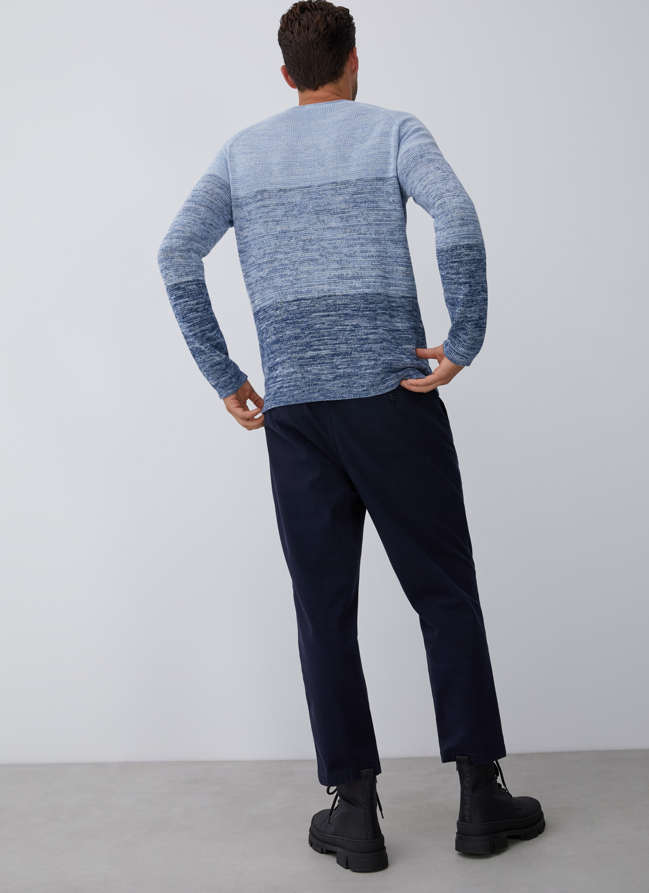 Crew neck melange sweater image number 1