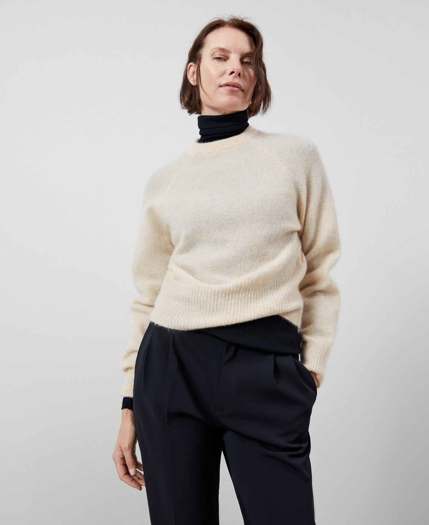 Mohair short sweater image number 0