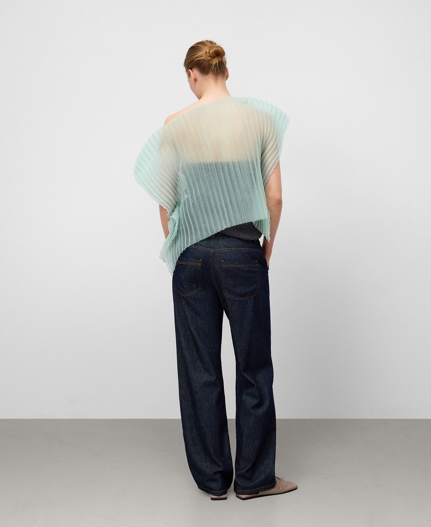 Transparentes Faltentop Damen image number 2