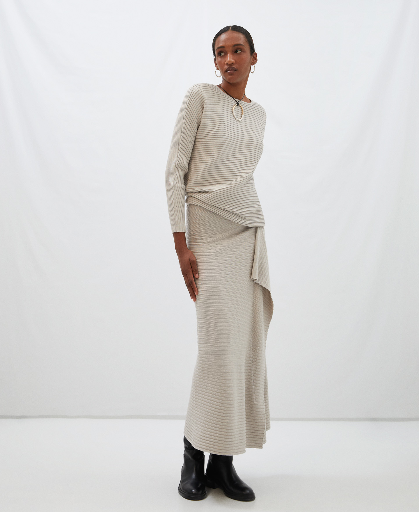 Viscose ribbed skirt image number 1