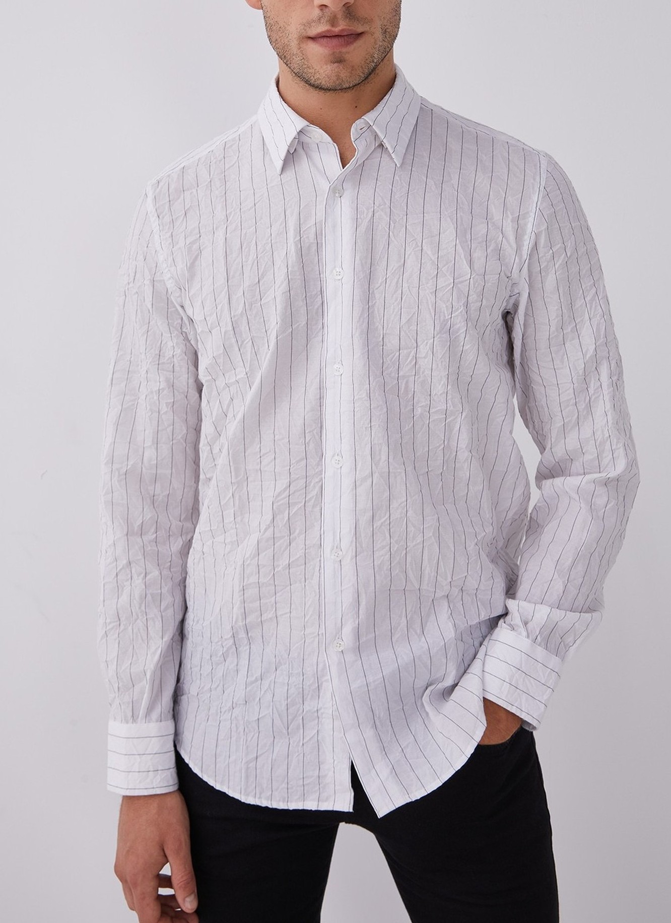 Contrasting striped shirt image number 0