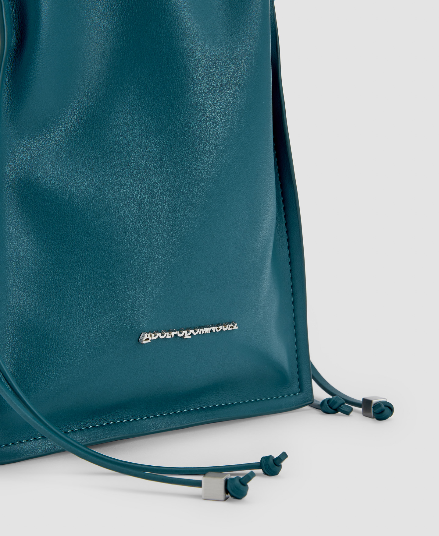 Recycled material small shoulder bag image number 3