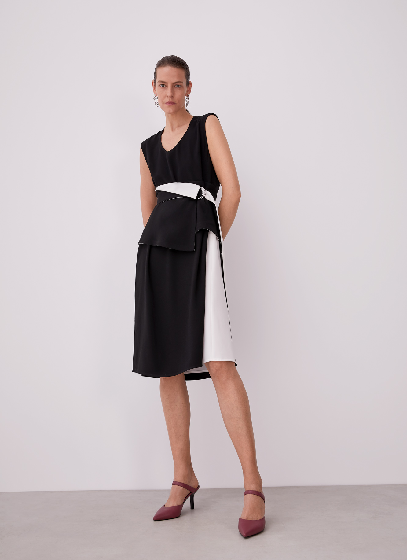 Vestido fluido bicolor image number 4