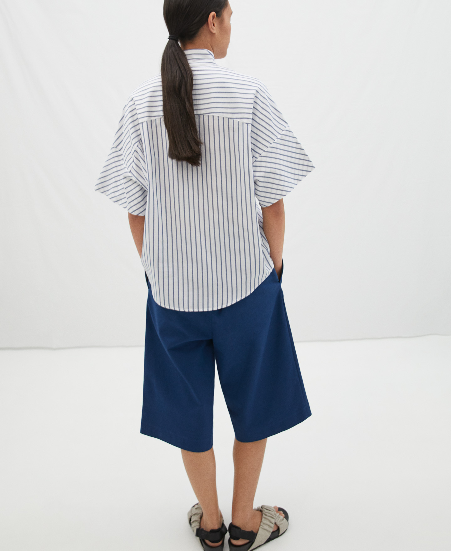 Oversize striped shirt in cotton image number 2