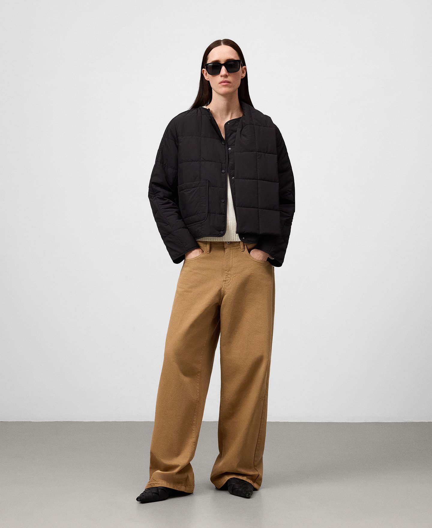 Chaqueta acolchada con bufanda mujer image number 1
