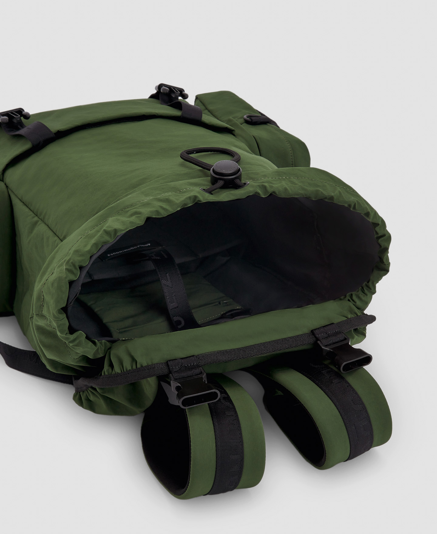 Mochila modular en poliéster reciclado image number 2