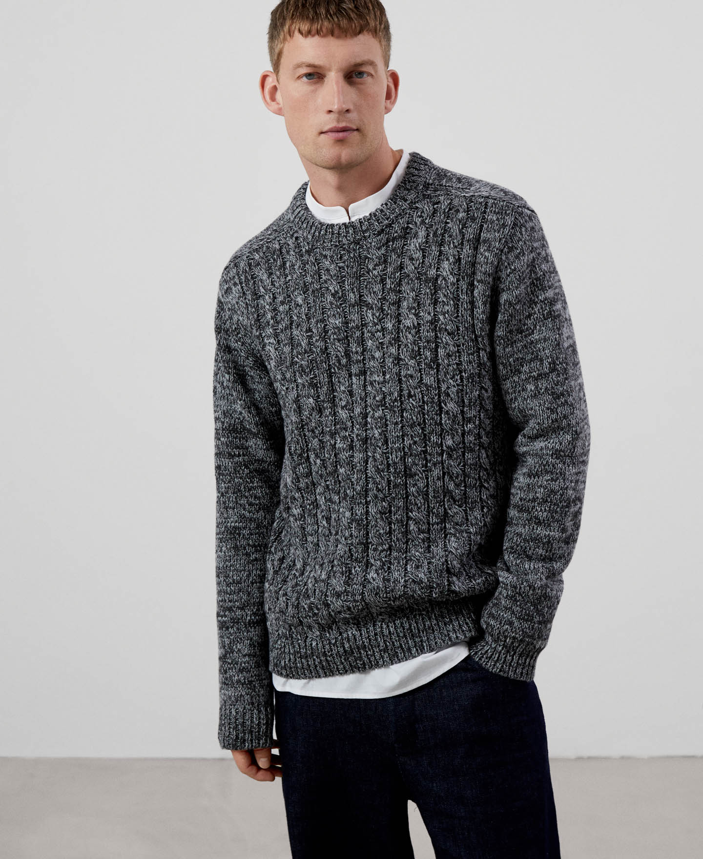 Cotton fabric sweater image number 0