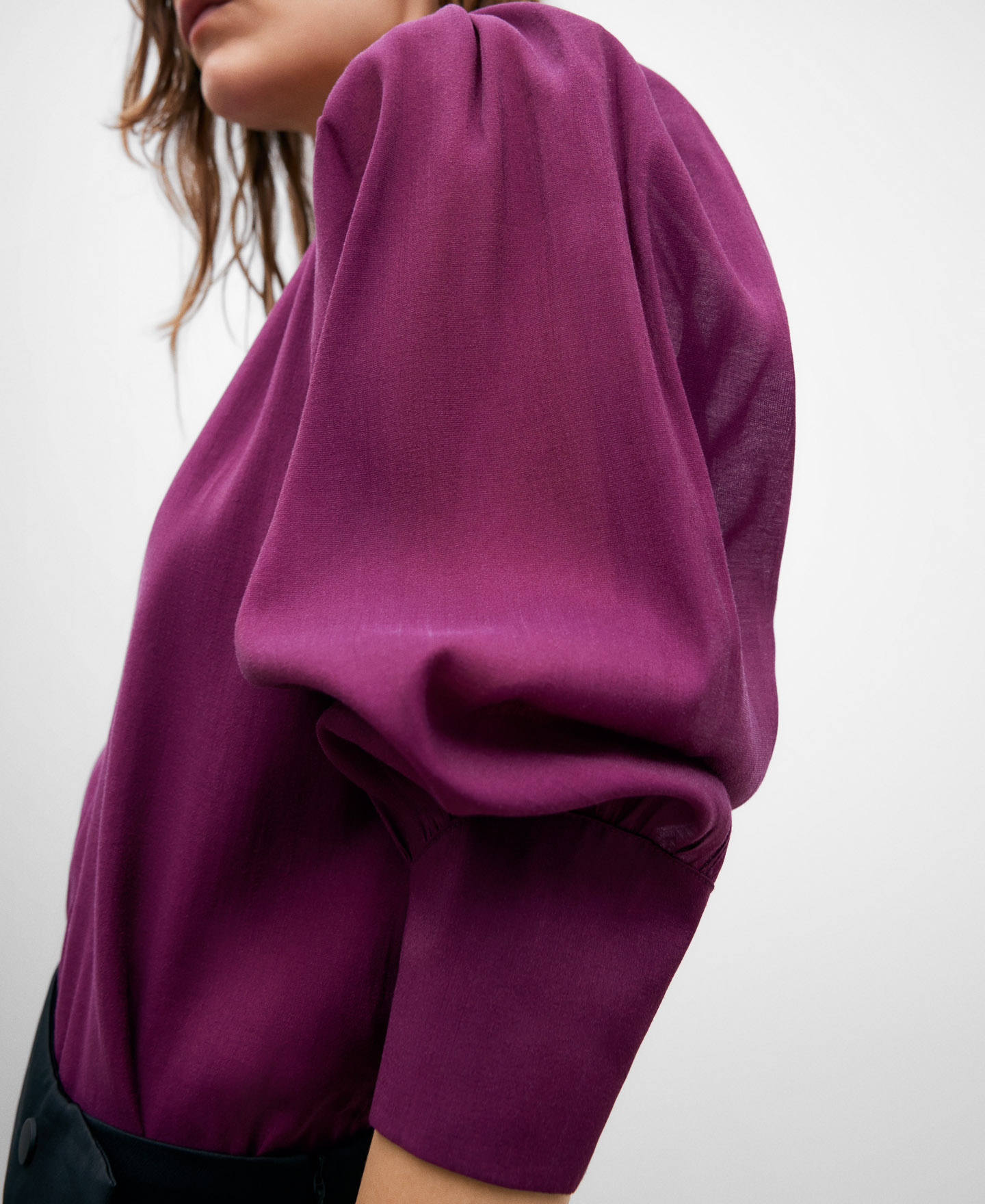 Purple puffed blouse image number 3
