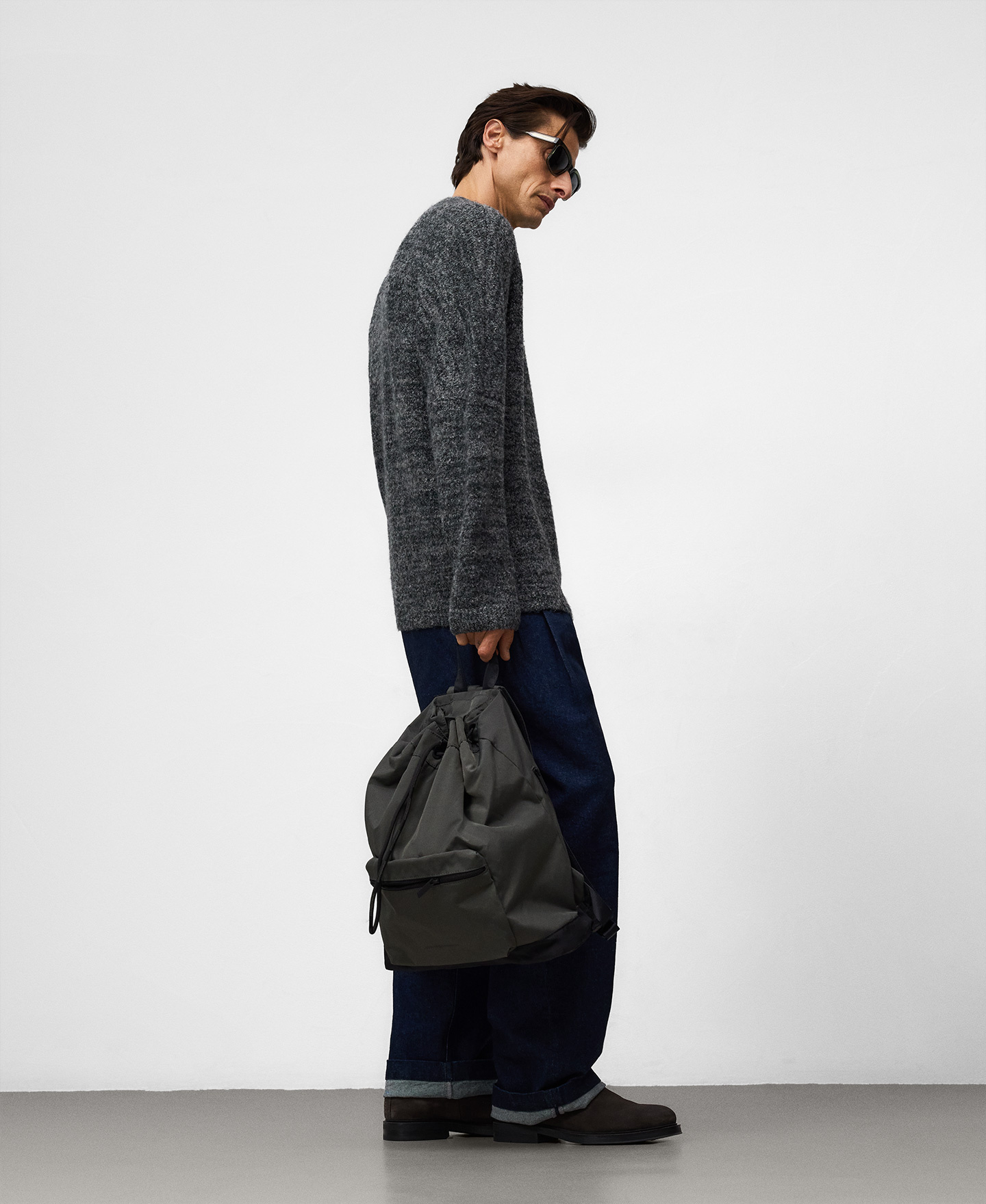 Mochila saco nailon hombre image number 4