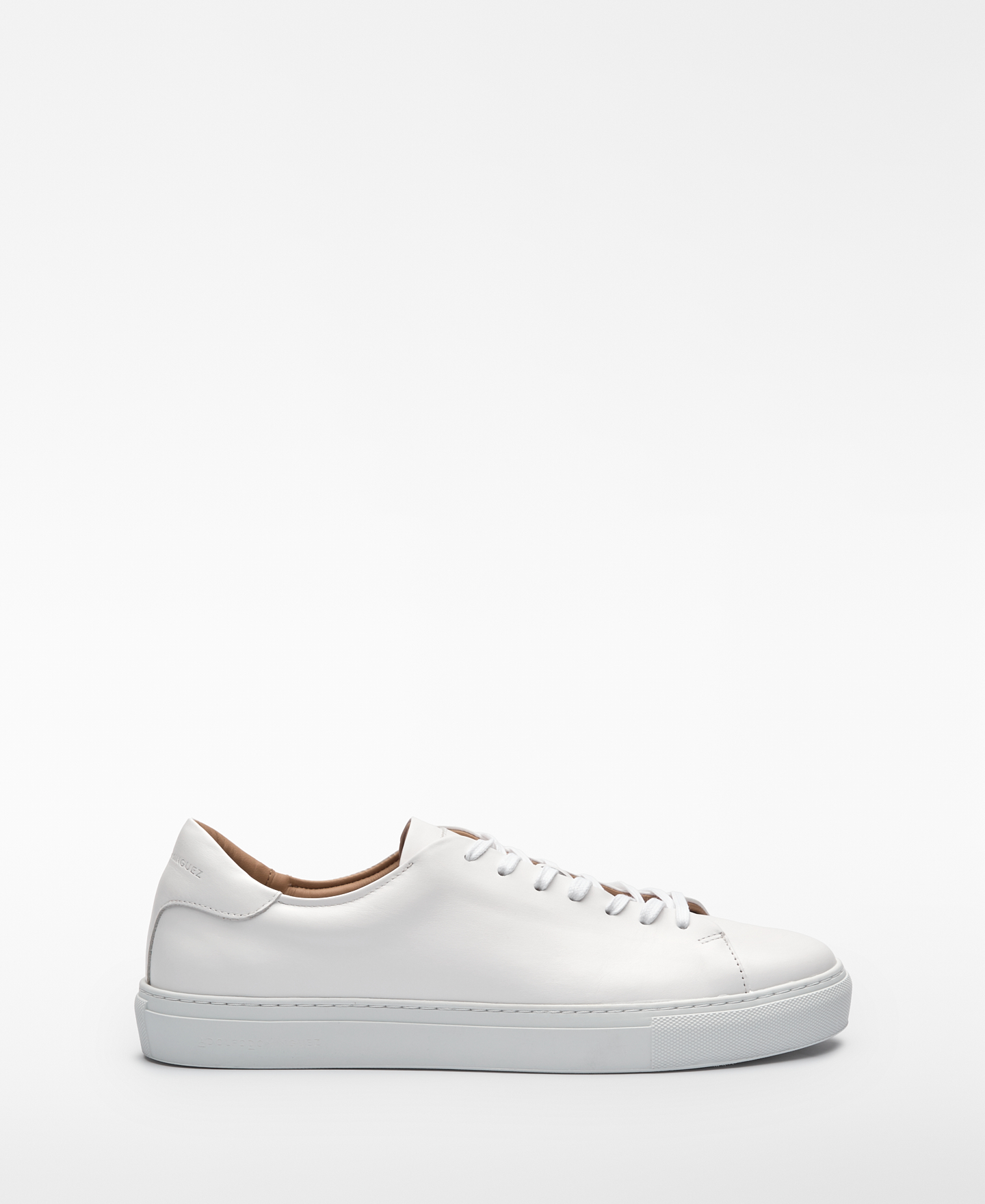 Zapatilla b&aacute;sica piel hombre image number 0