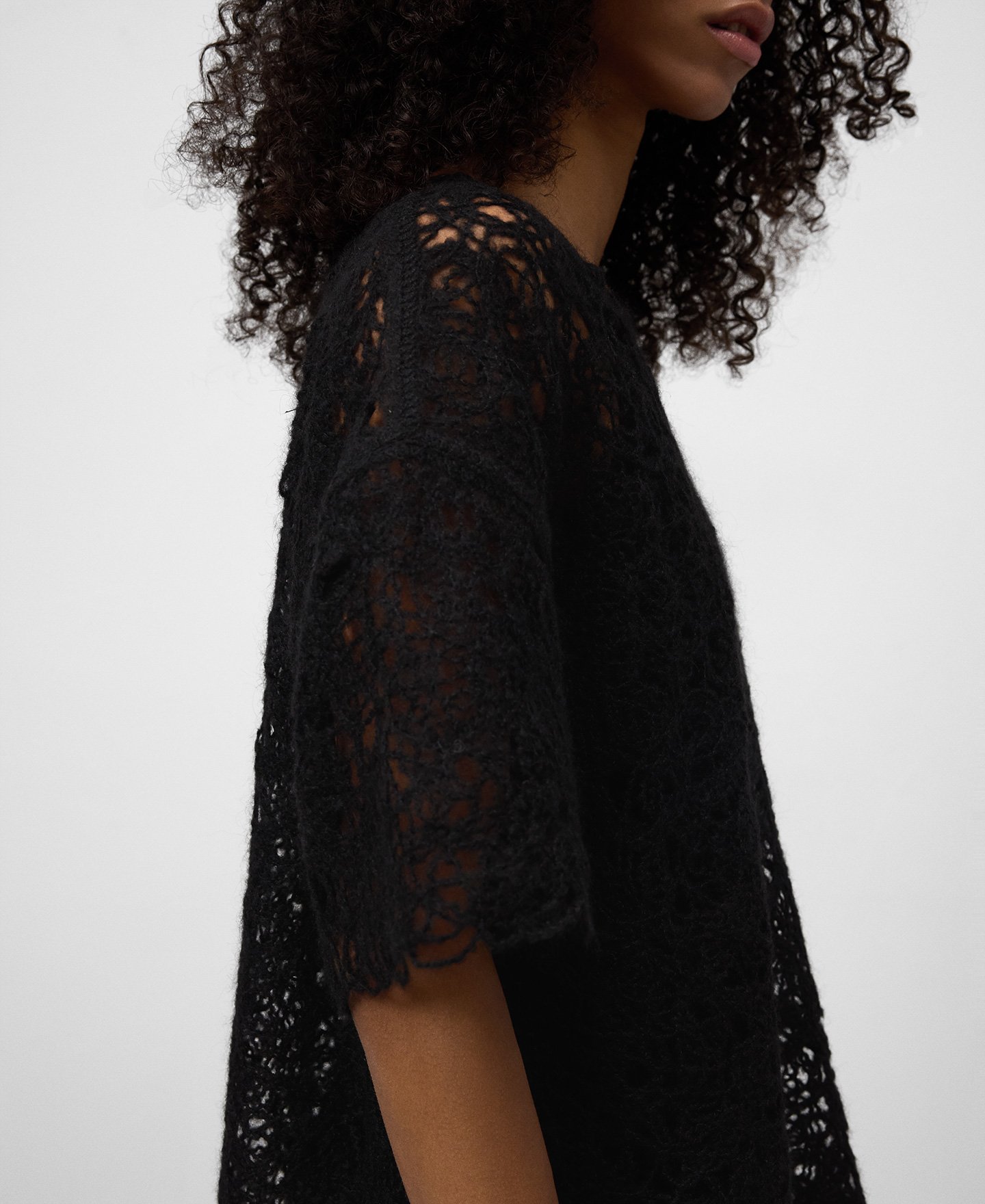 Top brodé en maille pour femme image number 3