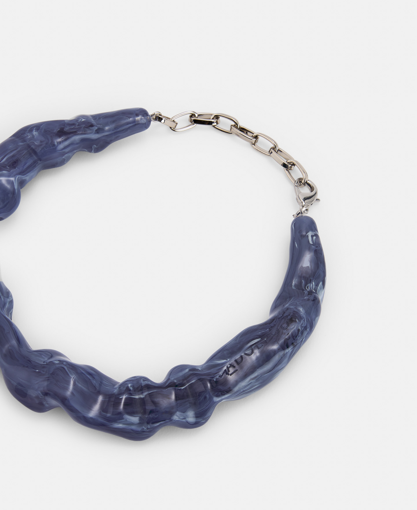 Resin volumetric necklace image number 2