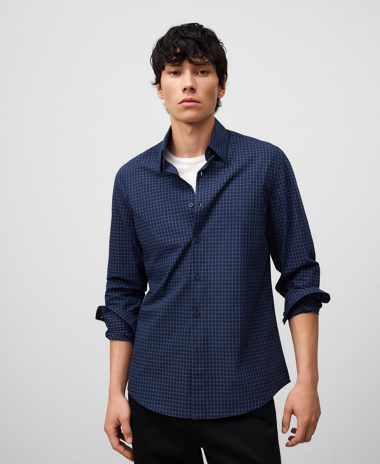 Camisa regular fit cuadros hombre image number 0