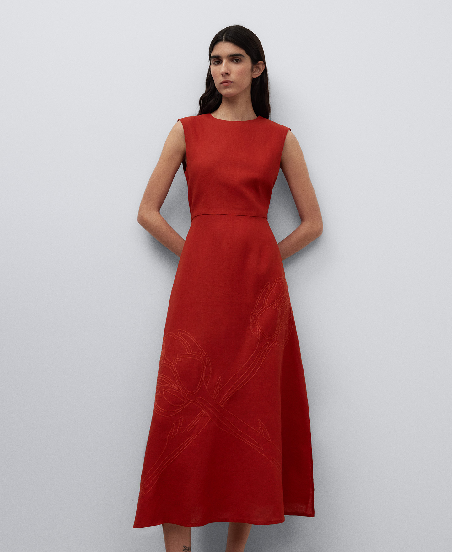 Vestido largo midi lino mujer image number 0