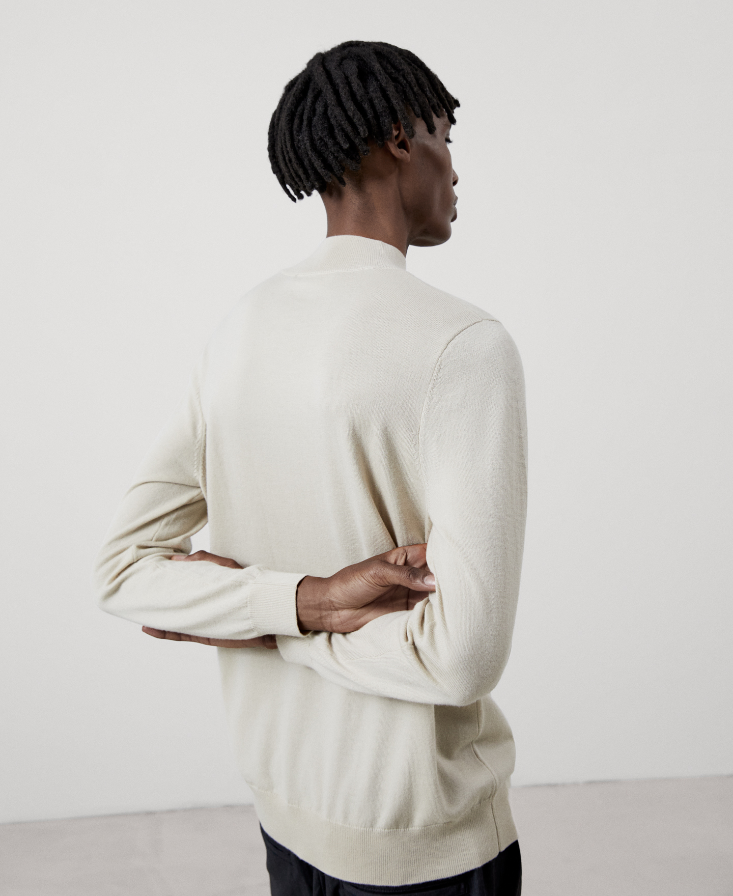 Jersey cuello perkins en lana merino image number 2