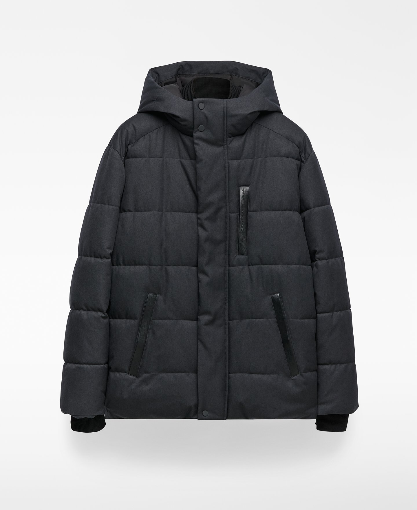 Padded jacket with hood man image number 4