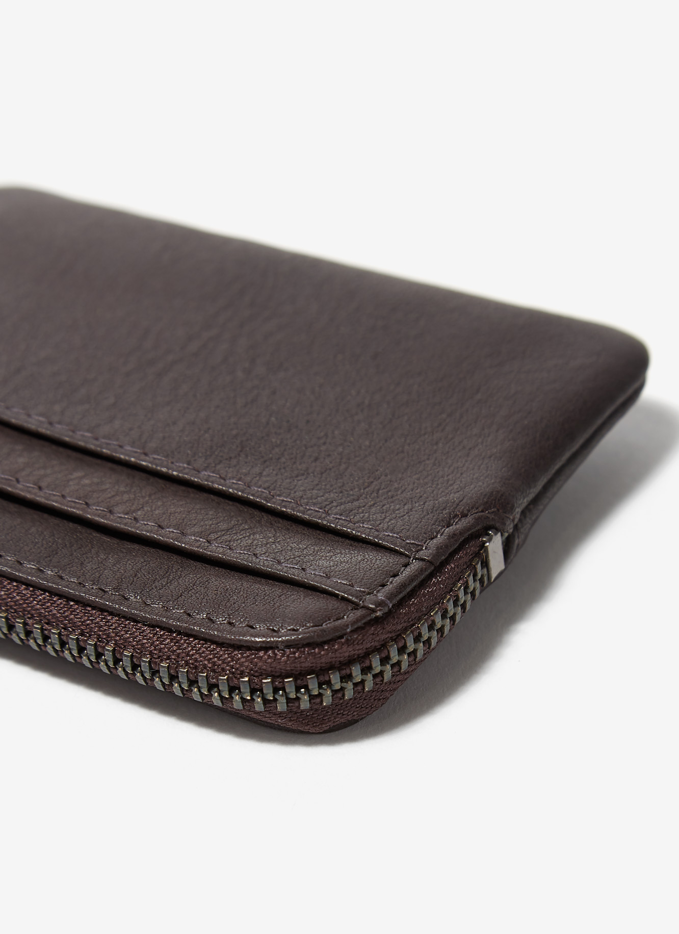 Aged leather coin holder image number 2