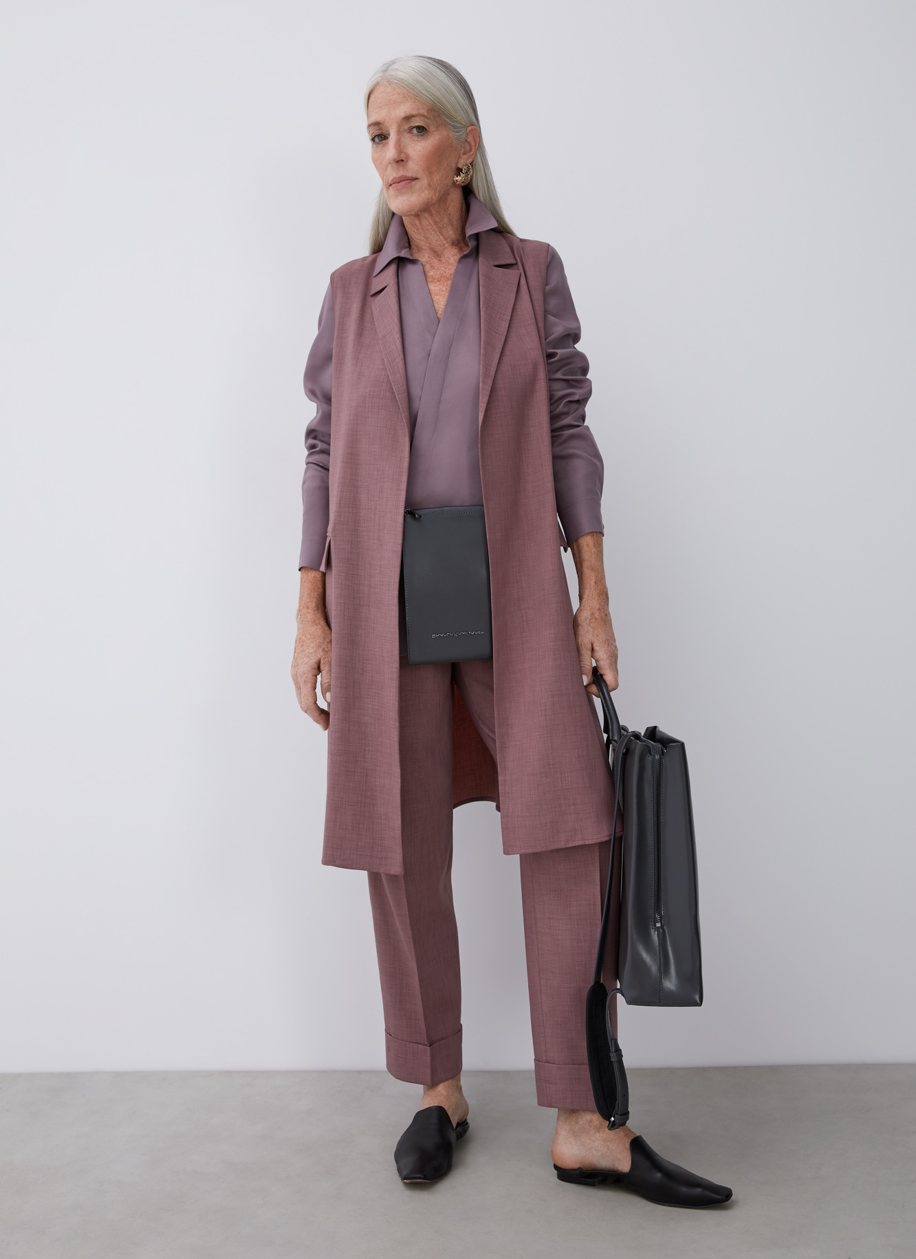Long waistcoat with notched lapels image number 5