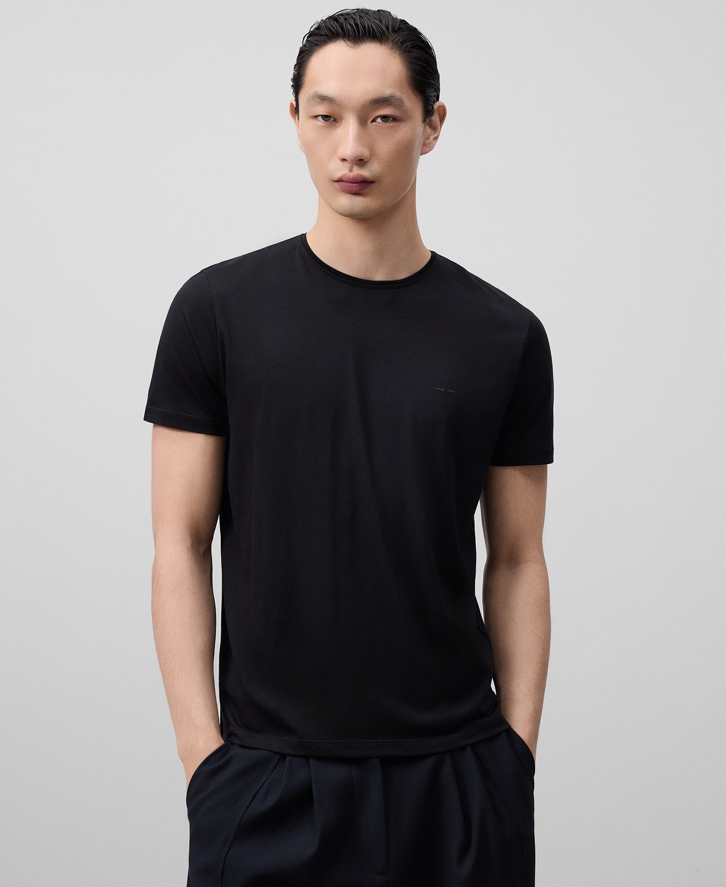 Regular fit short sleeve T-shirt man image number 0