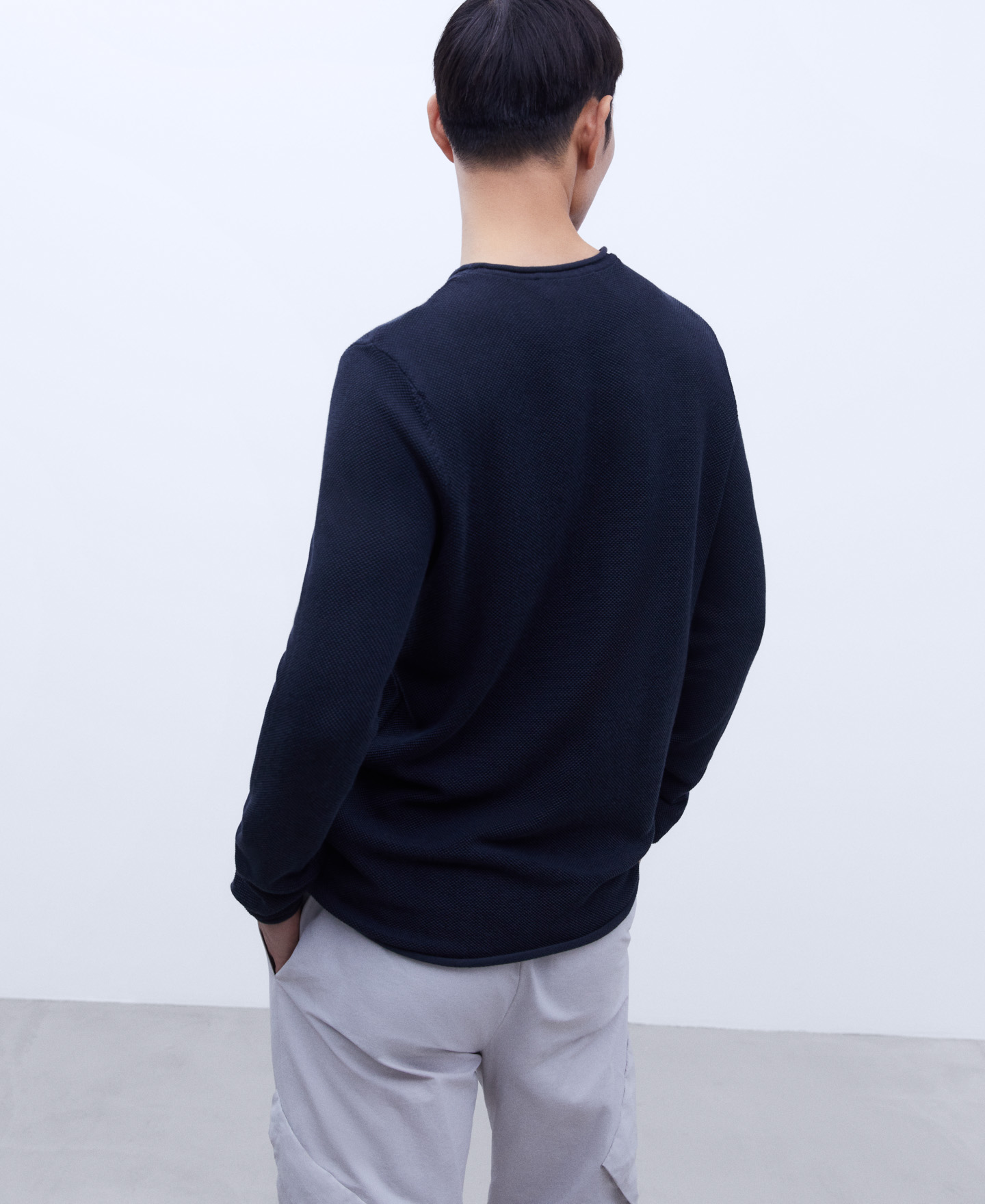 Crew neck long sleeve t-shirt image number 2