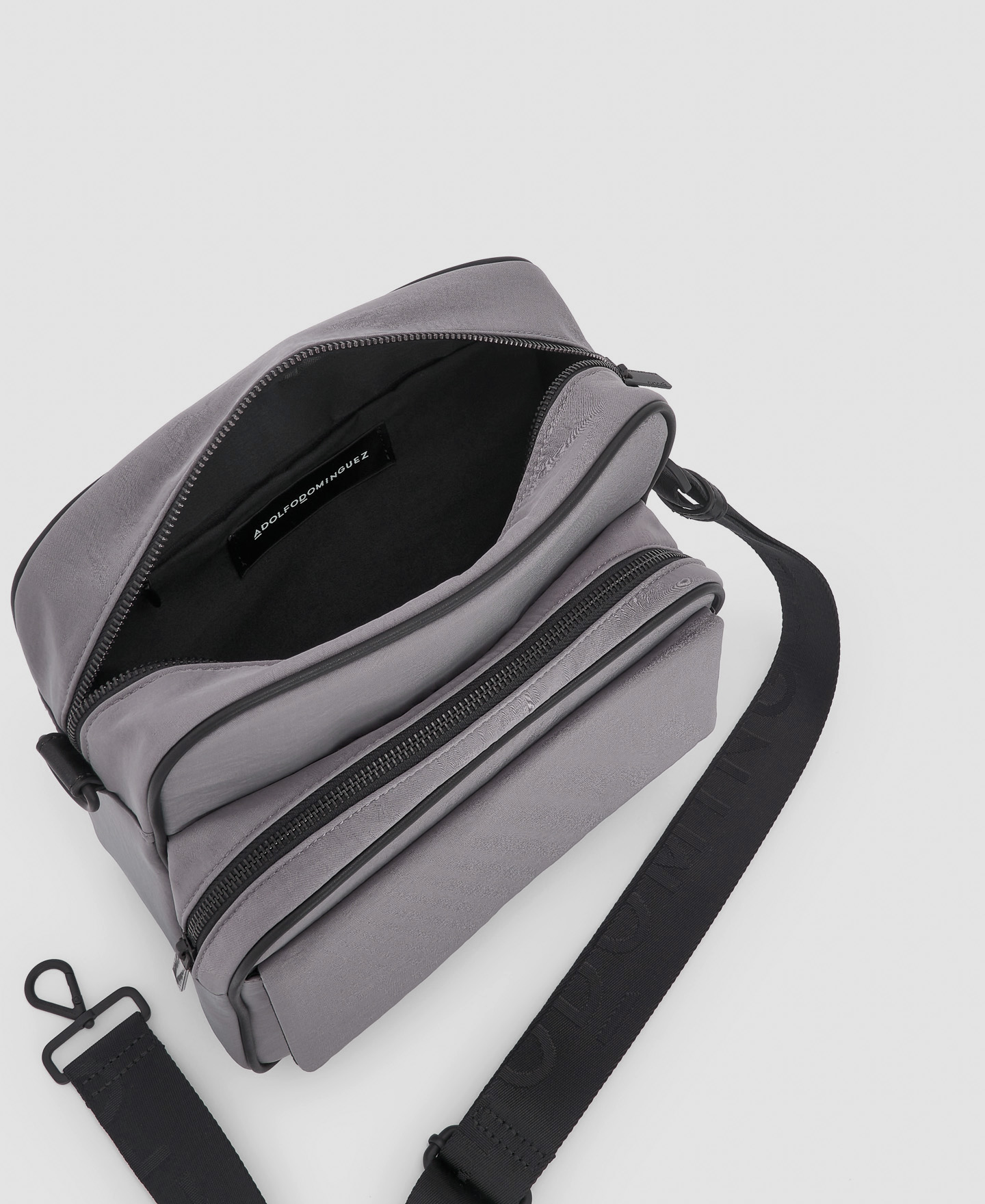 Medium recycled polyester shoulder bag image number 2