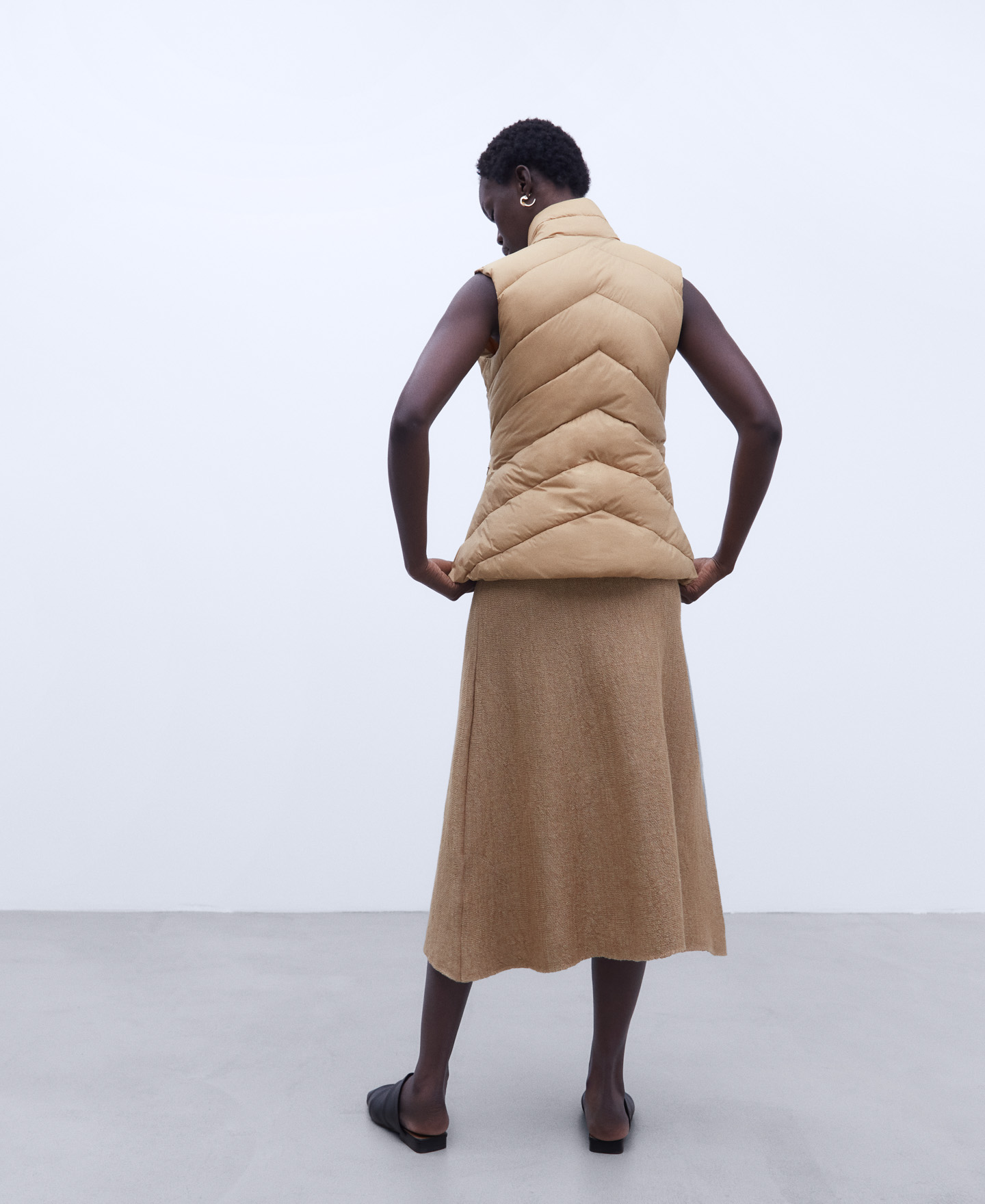Fitted padded waistcoat image number 2