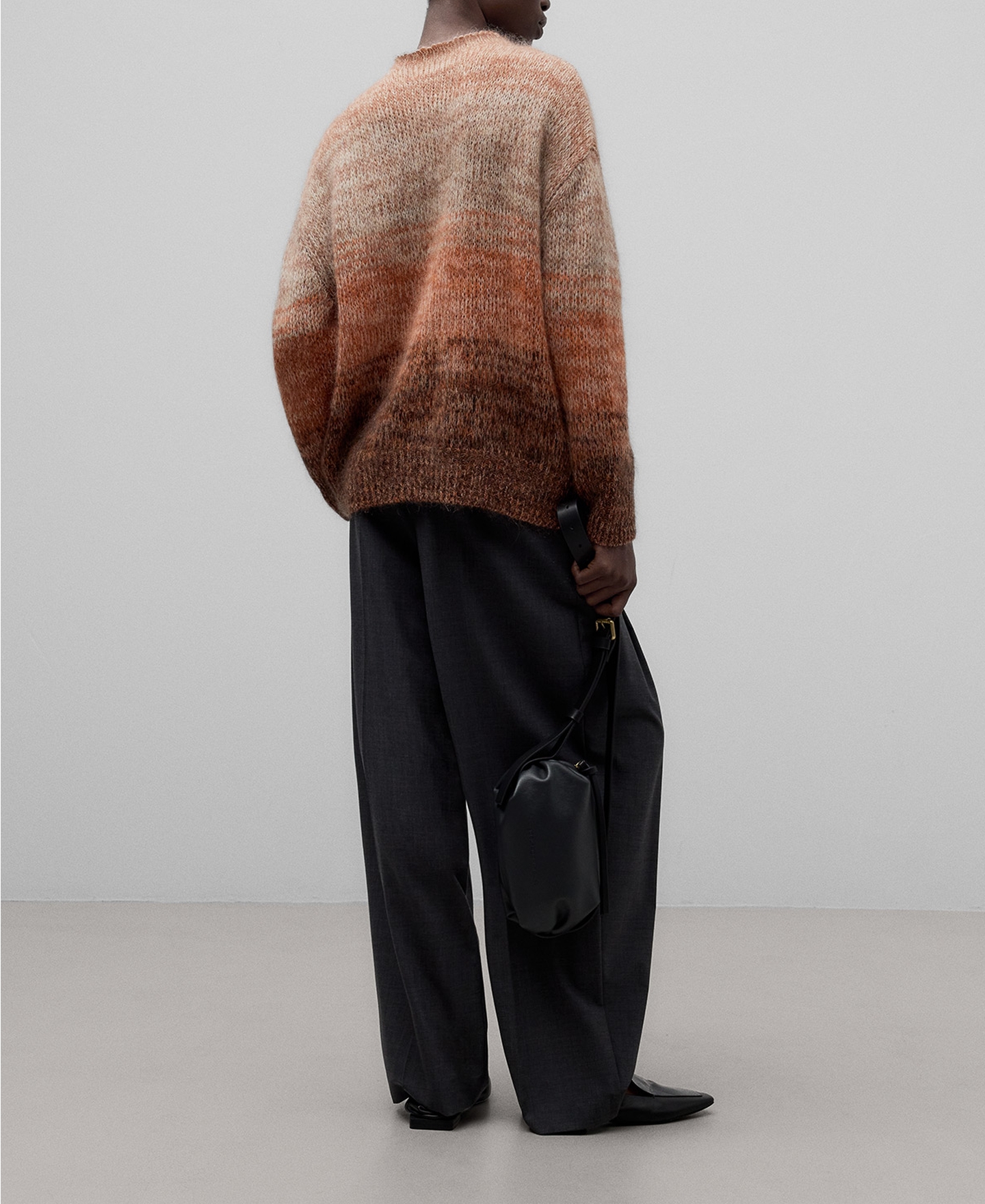 Gradient knit sweater woman image number 2