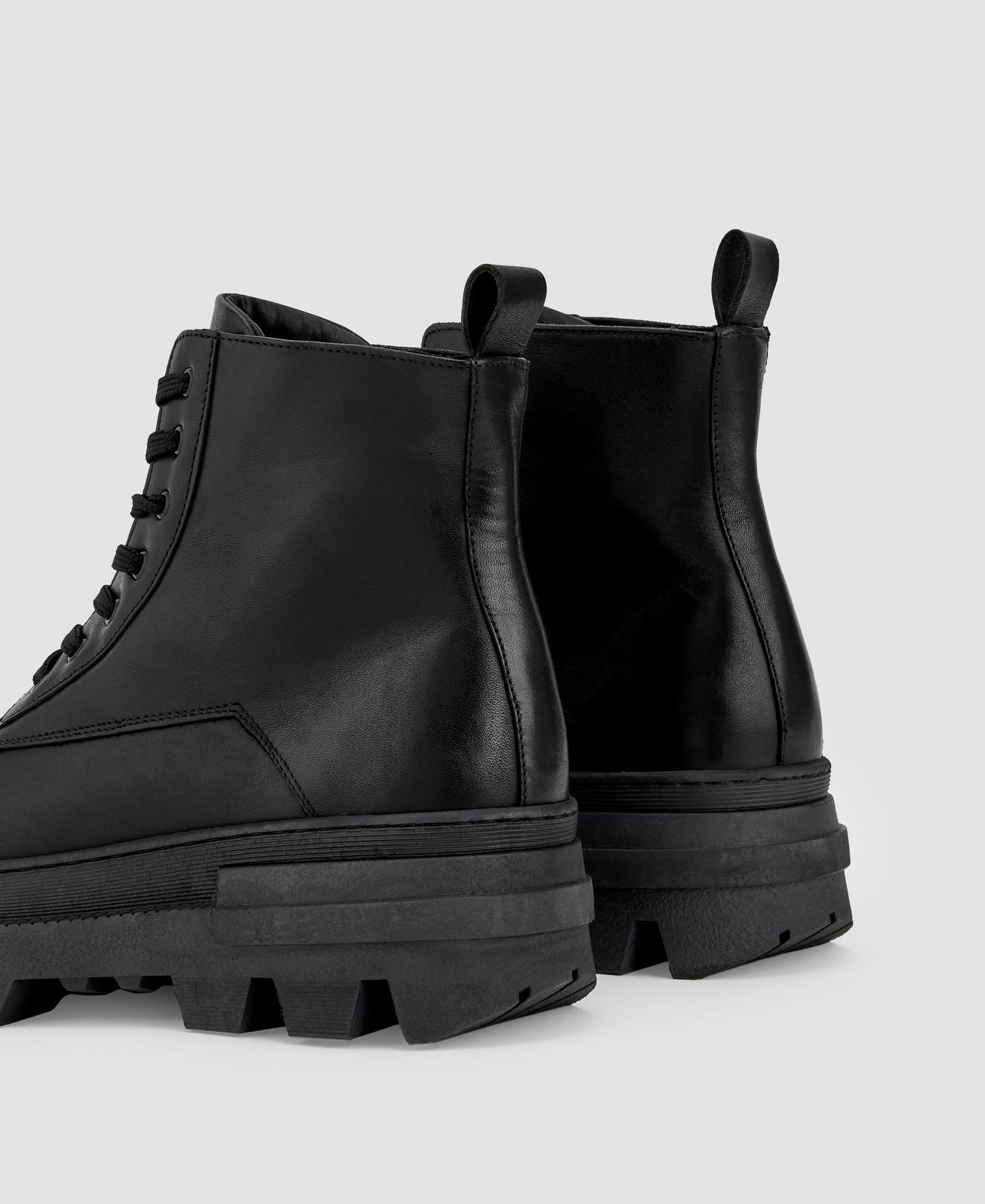 Bovine leather chunky sole boot image number 2