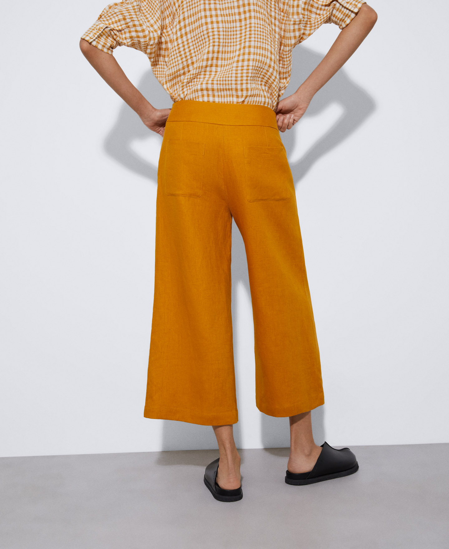 Pantalón culotte en lino responsable image number 2