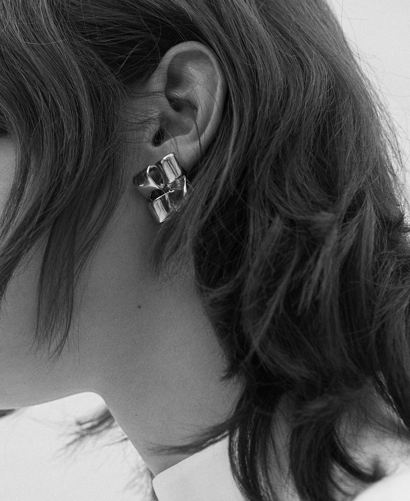 Zinc braided motif earrings image number 3