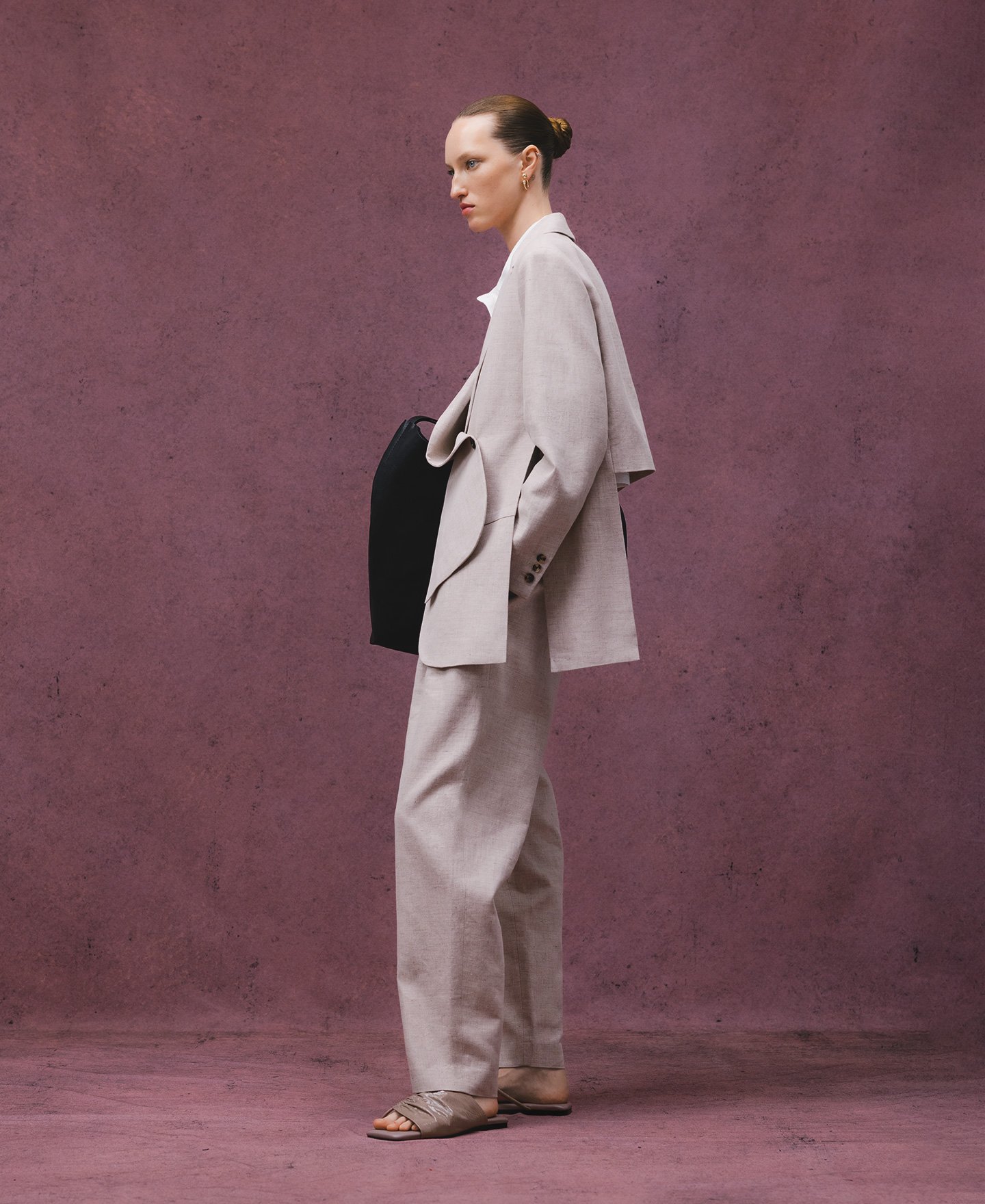 Linen blend asymmetrical blazer woman image number 5