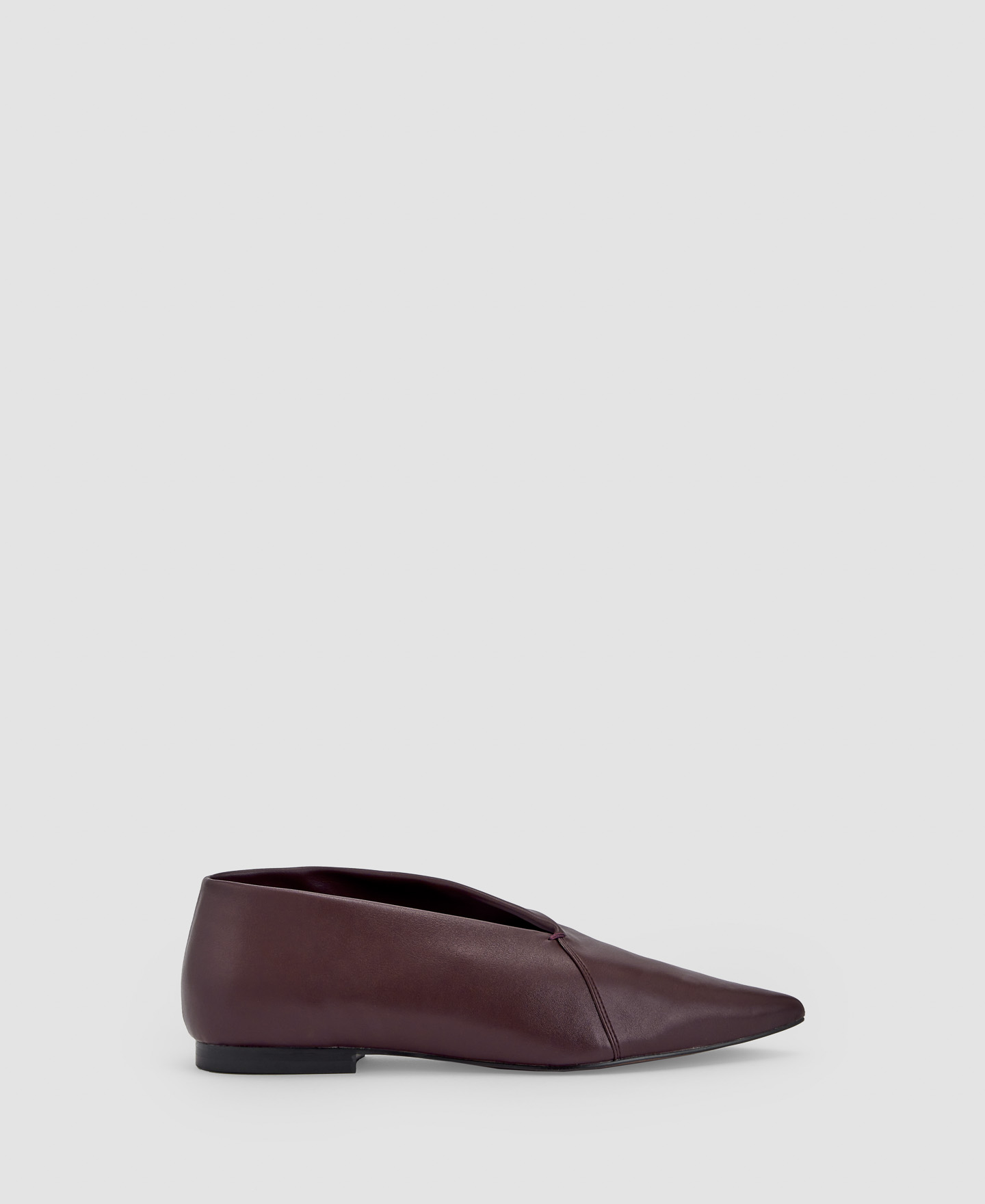 Asimetric V-vamp ballet flats image number 0
