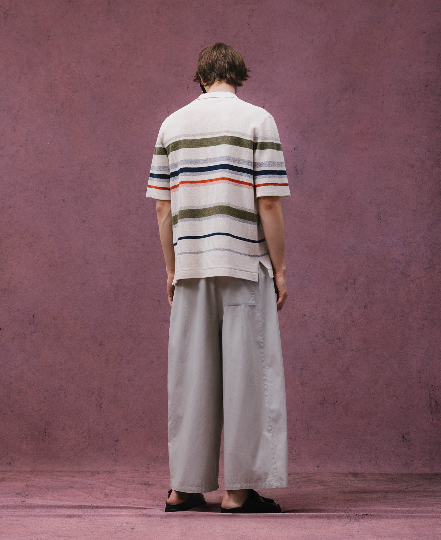 Polo rayas con botones hombre image number 2