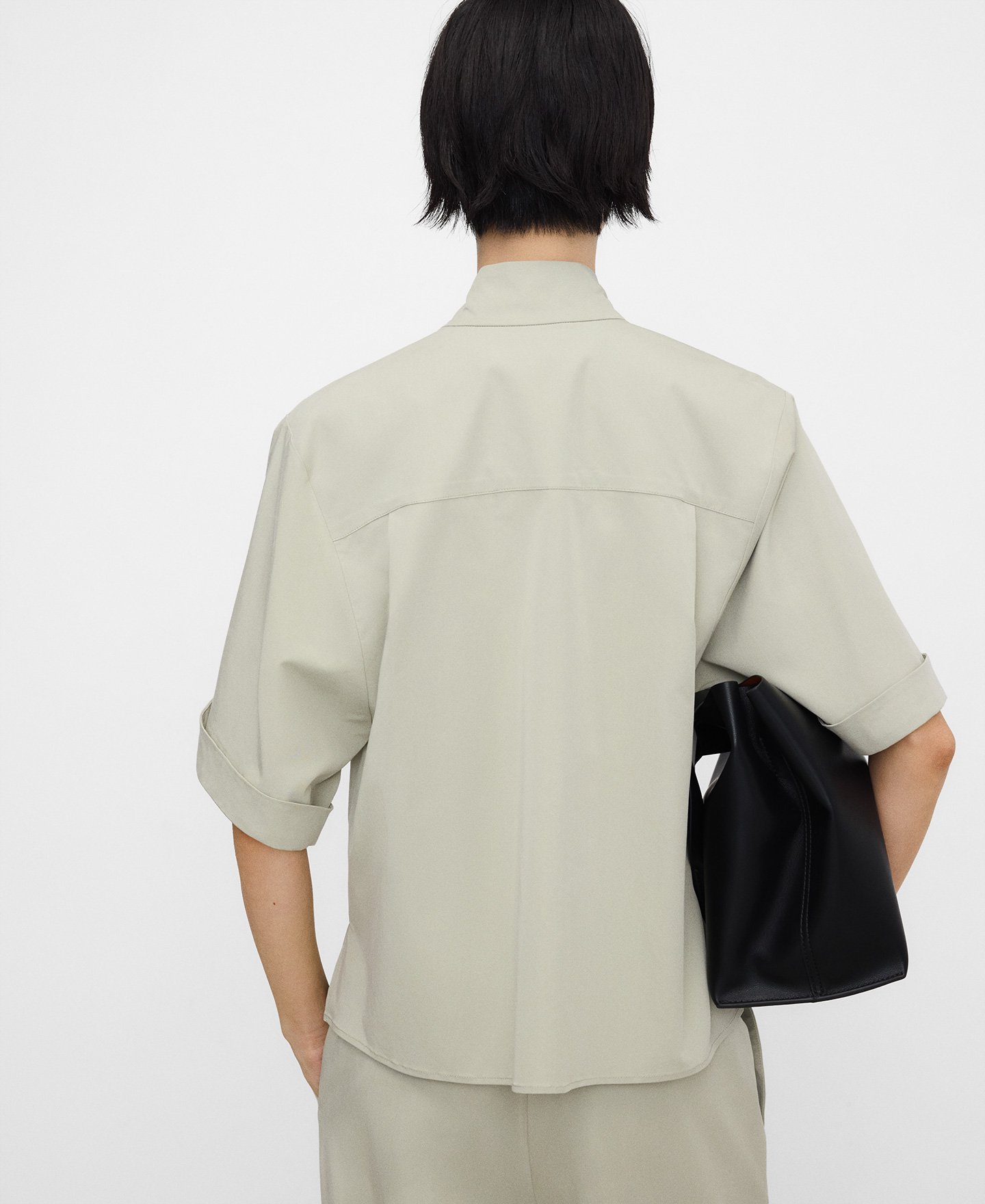 Camisa manga corta cuello tira mujer image number 2