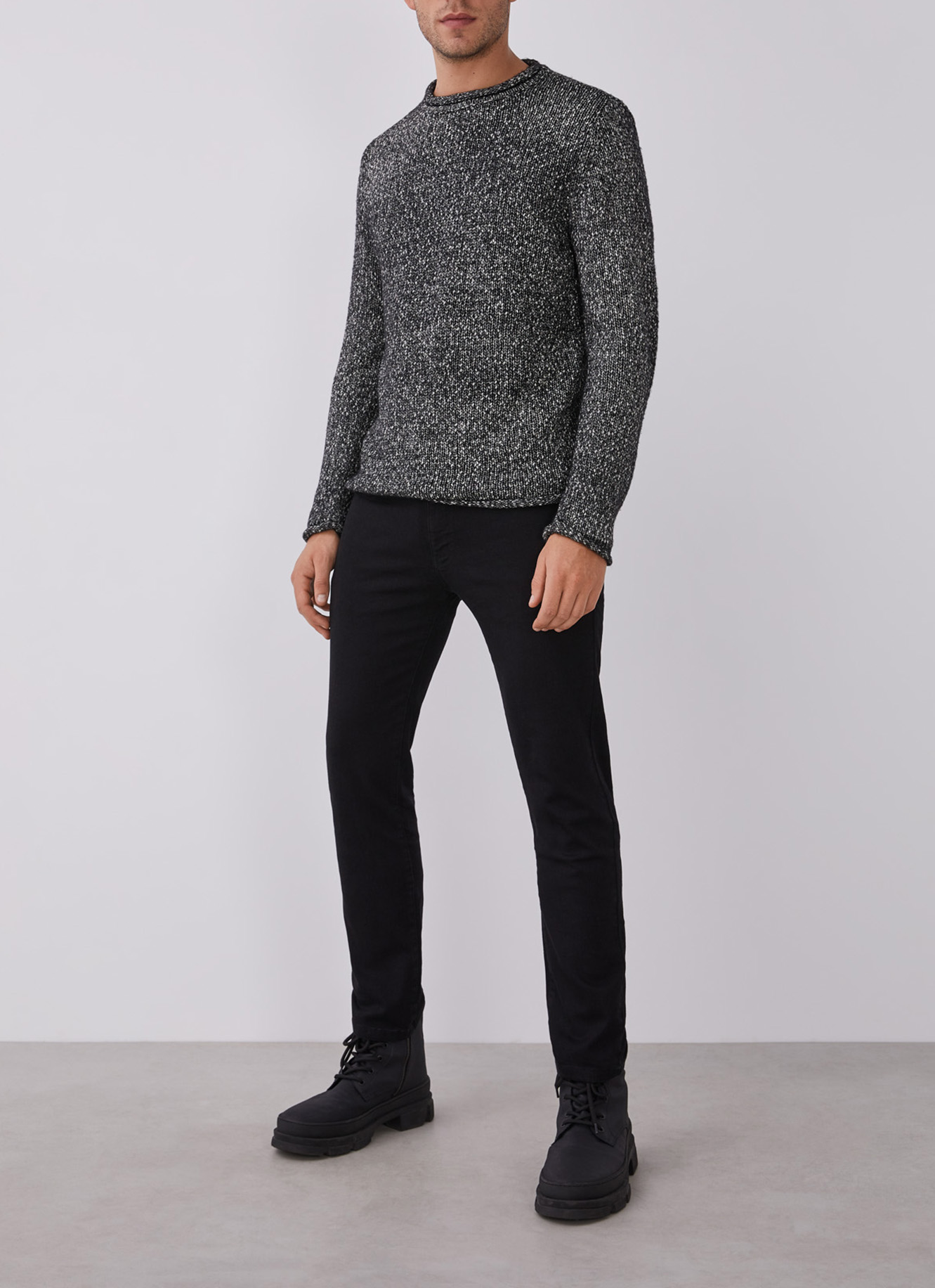 Mottled sweater with roll edges image number 4