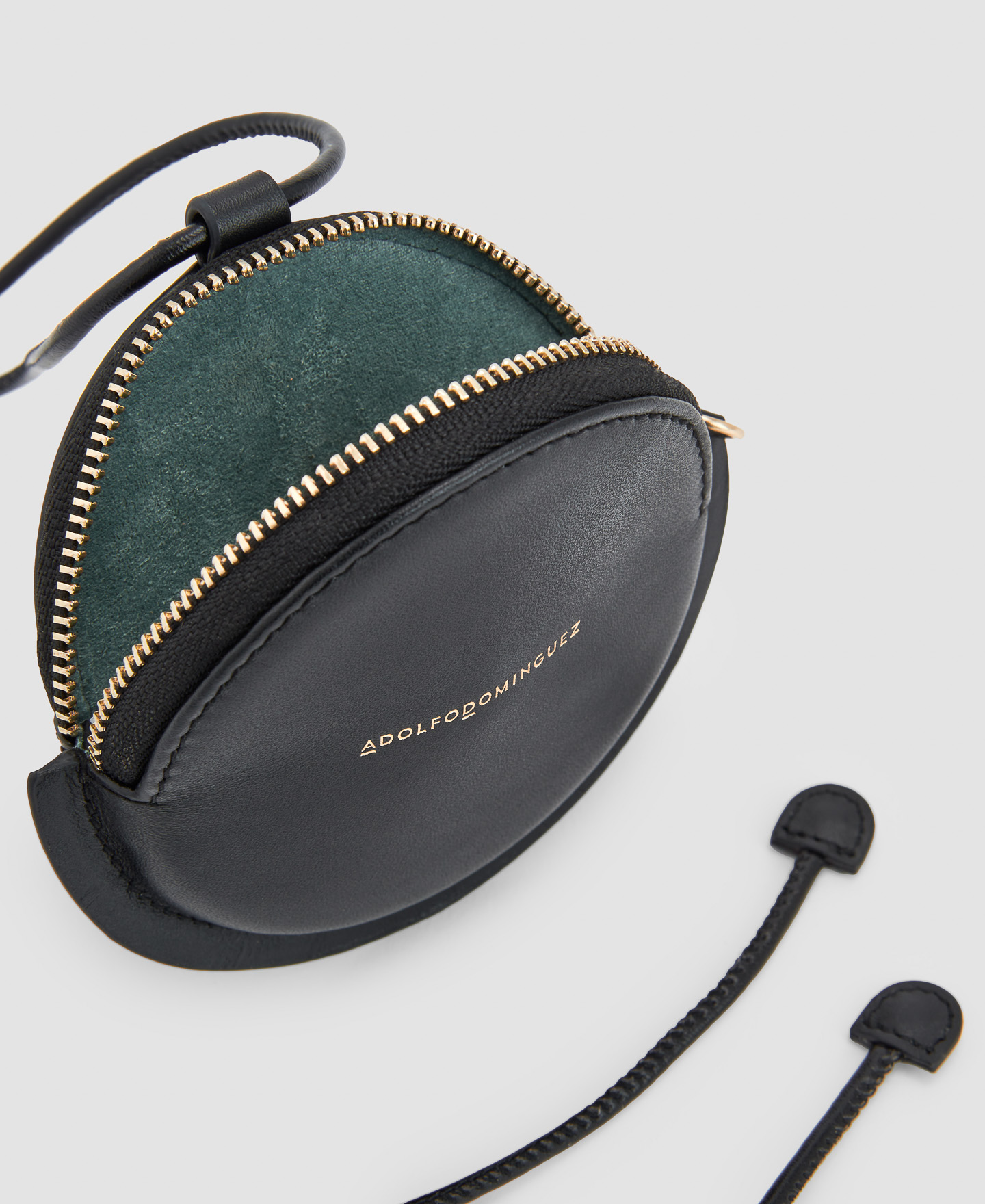 Vachetta leather round purse image number 2