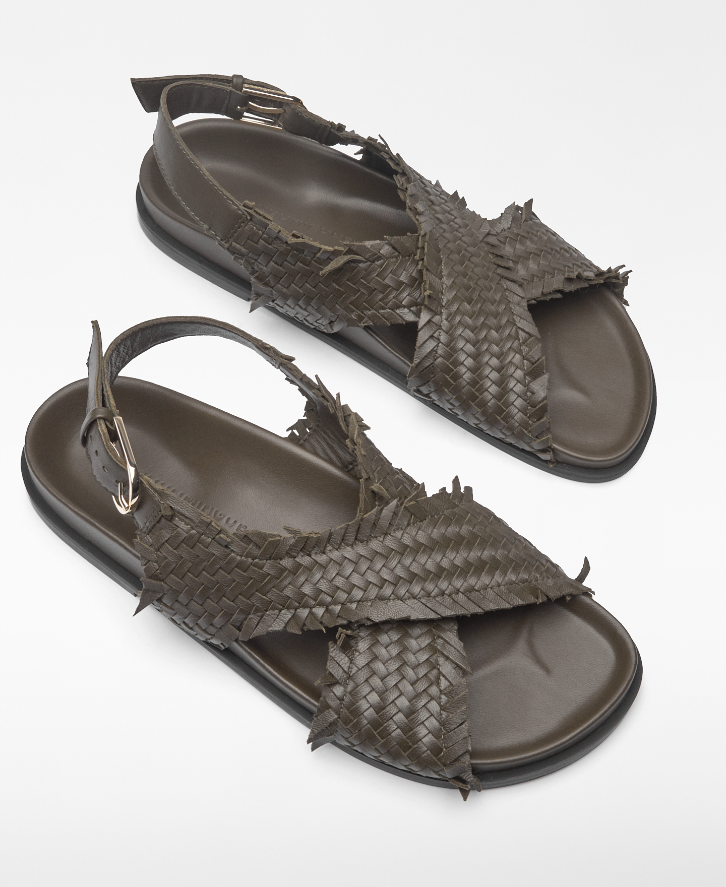 Braided straps leather sandal woman image number 1