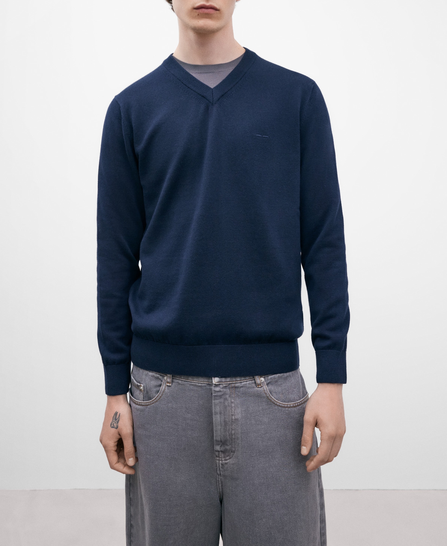 V-neck cotton sweater for men image number 0