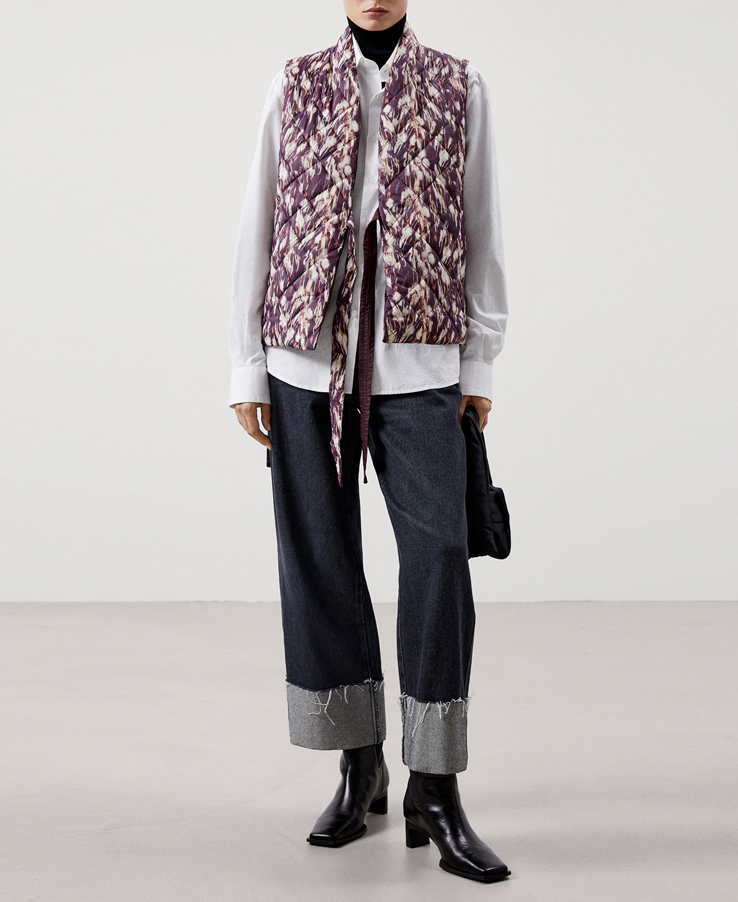 Recycled nylon short waistcoat image number 1