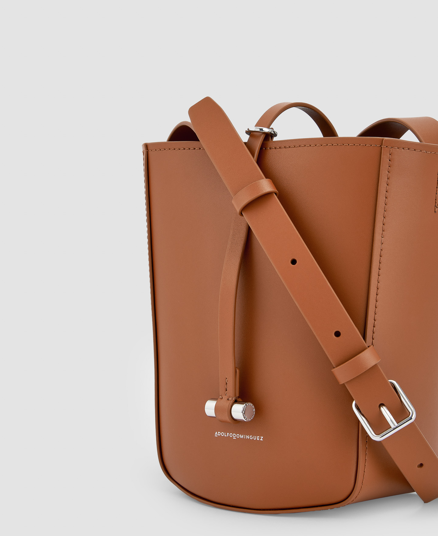 Responsible leather mini bucket bag image number 3