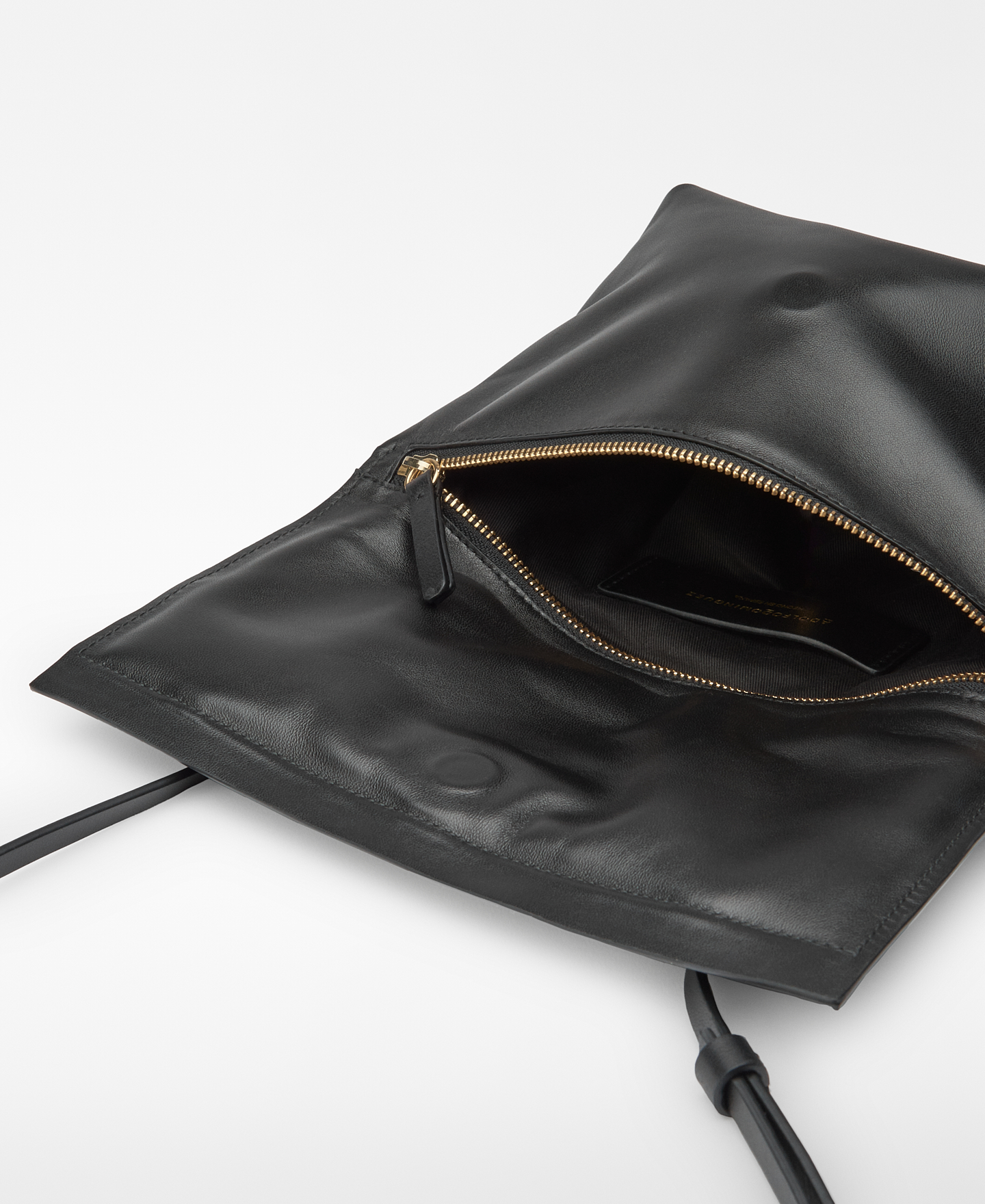 Padded leather flap bag woman image number 3