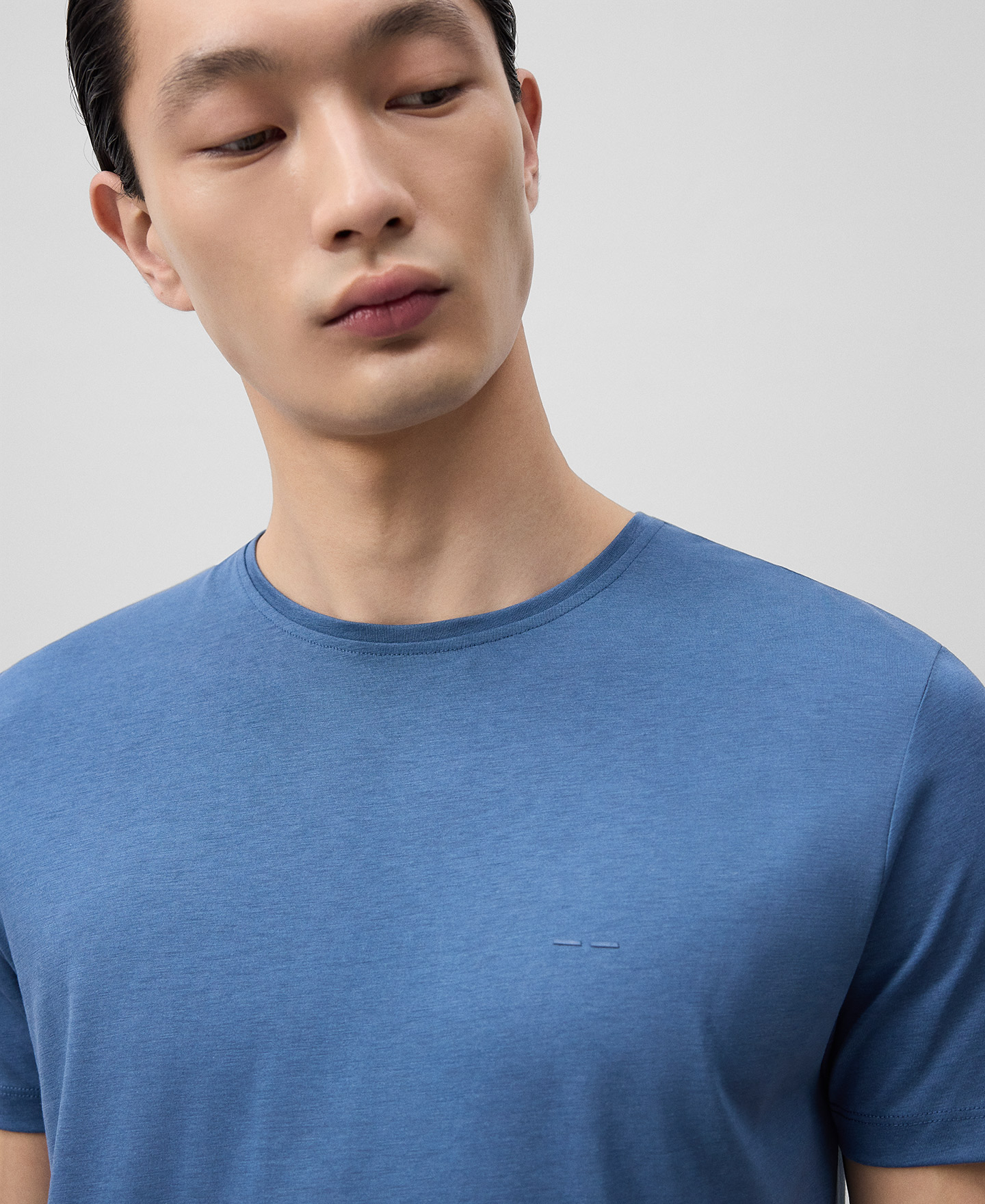 T-shirt à manches courtes de coupe régulière pour homme image number 3