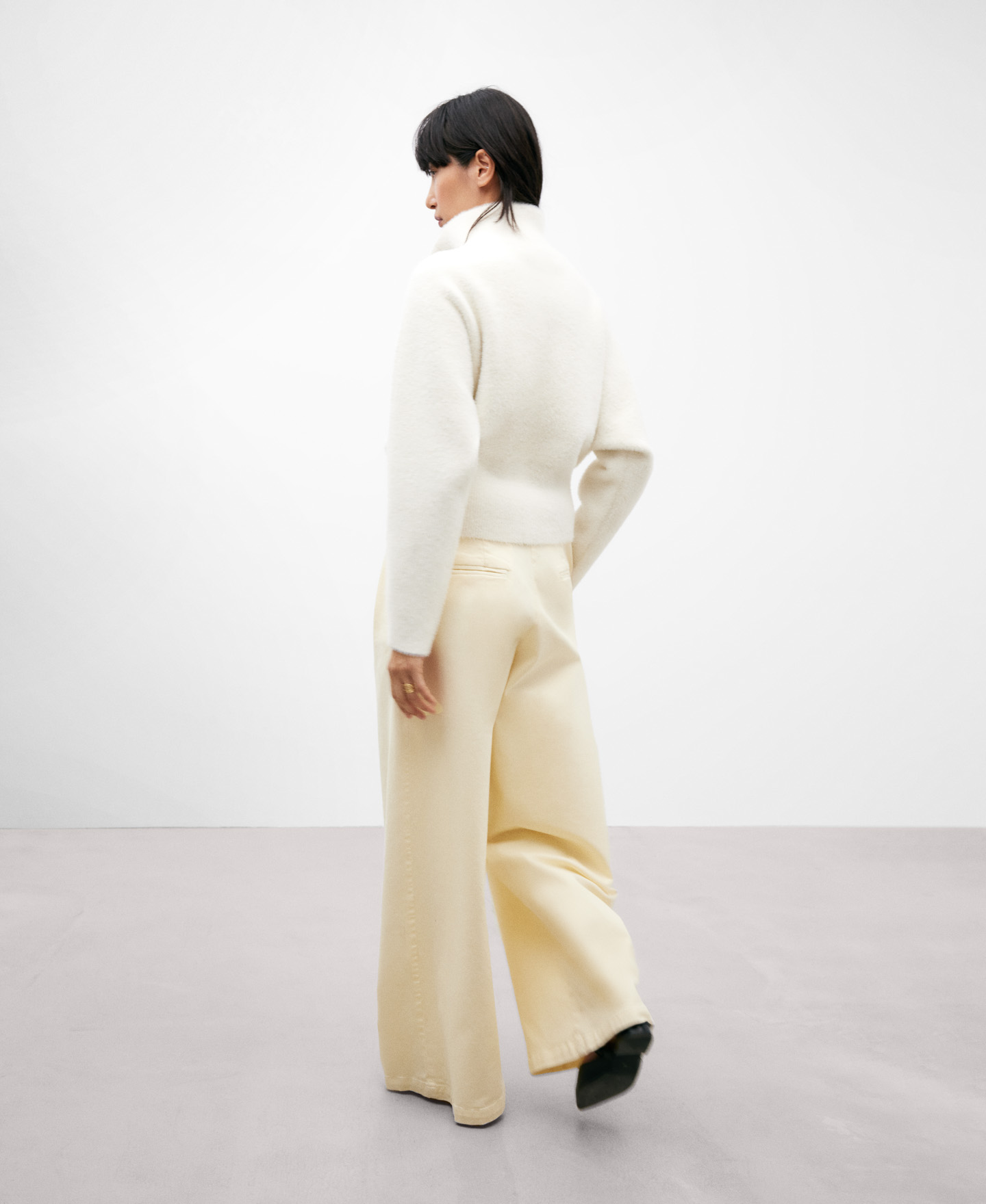 Ecru fleece jacket for women image number 2