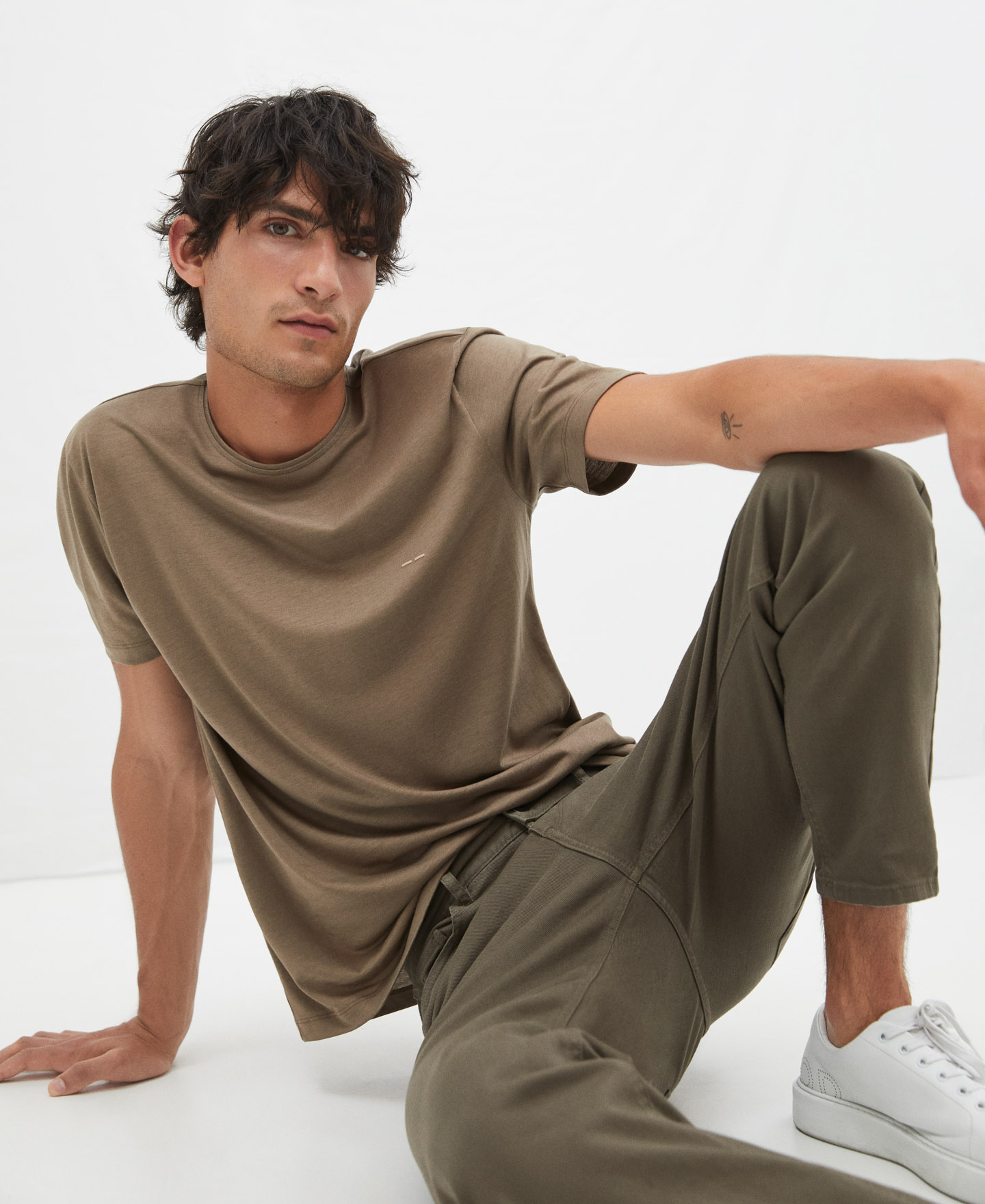Oversize T-shirt in cotton image number 0