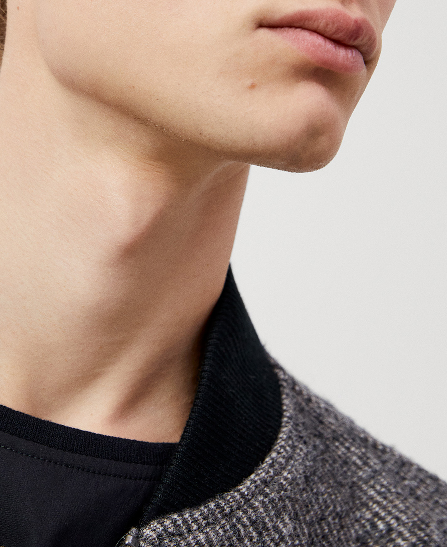 Wool and polyester bomber image number 3