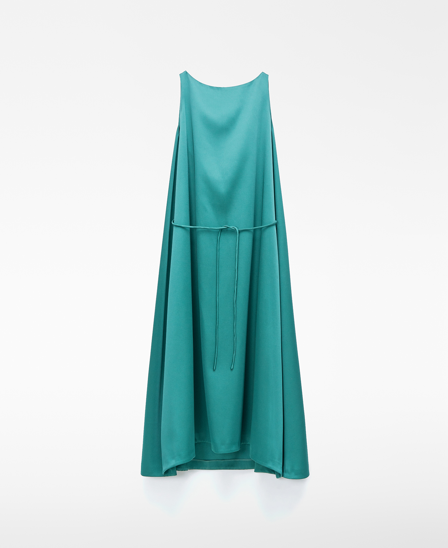 Vestido evas&eacute; satinado capa en espalda image number 4